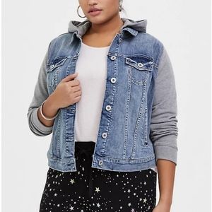 HOODED CROP TRUCKER JACKET